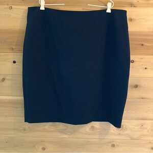 Alfani Woman black pencil skirt